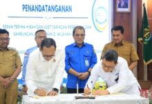 RESMI : PERUMDAM TKR KAB. TANGERANG HIBAHKAN ASET DAN LAYANAN AIR BERSIH DI WILAYAH II KOTA KEPADA PERUMDA TIRTA BENTENG KOTA TANGERANG.