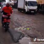 Jalan Raya Pakuhaji rusak berat, pihak anggota DPRD tidak bisa menyerapkan aspirasi masyarakat.
