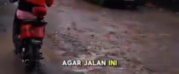 Jalan Raya Pakuhaji rusak berat, pihak anggota DPRD tidak bisa menyerapkan aspirasi masyarakat.