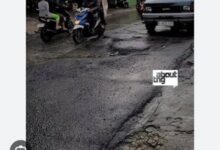Sunggu miris warga Cisoka jalan yang didambahkan hacur oleh mobil truk.