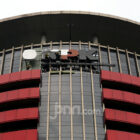 Pihak KPK tinggal menunggu yang melaporkan, kota dan Kabupaten yang di banten akan masuk OTT.