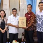 Terima Audiensi Cambridge Indonesia, Gubernur Andra Soni Jajaki Kerja Sama Peningkatan Mutu Pendidikan.