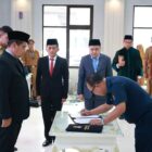 Bupati tangerang melantik penjabat eselon II di Gedung Serba Guna Pada Pemkab.
