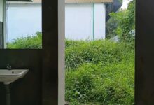 Gedung milyar rupiah diduga tak di rawat.