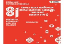 Kepala Badan Pendapatan Daearah (Bapenda) Kabupaten Tangerang beserta staf menfucapkan dirgahayu RI ke 81 tahun.
