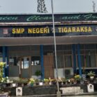Diduga Salah Sasaran, Proyek Penataan Halaman SMPN 2 Tigaraksa Rp399 Juta Dialihkan ke Perbaikan Pagar.